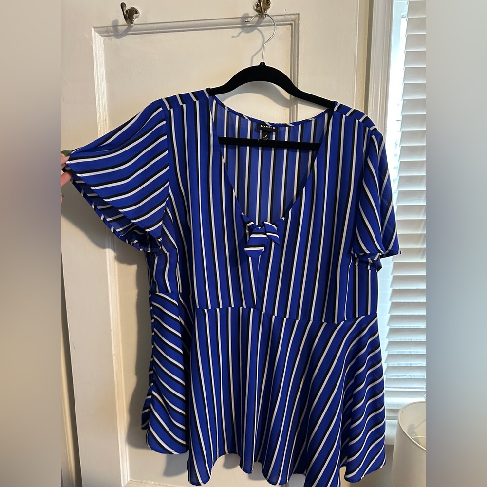 Blue striped A-line top Torrid